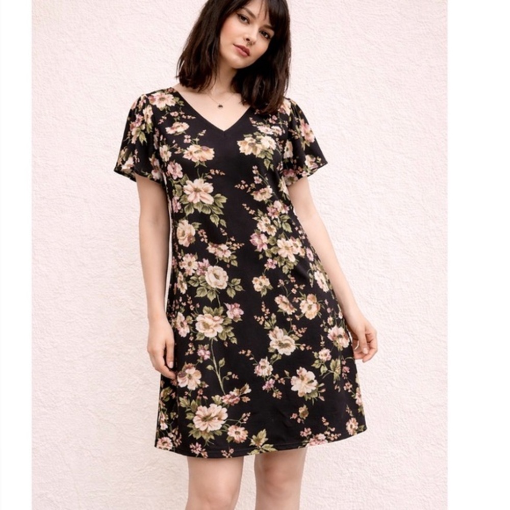 Romantic Dark Floral Stretch Knit V-Neck Tunic Dress‎ – Size 16 Isaac Mizrahi
